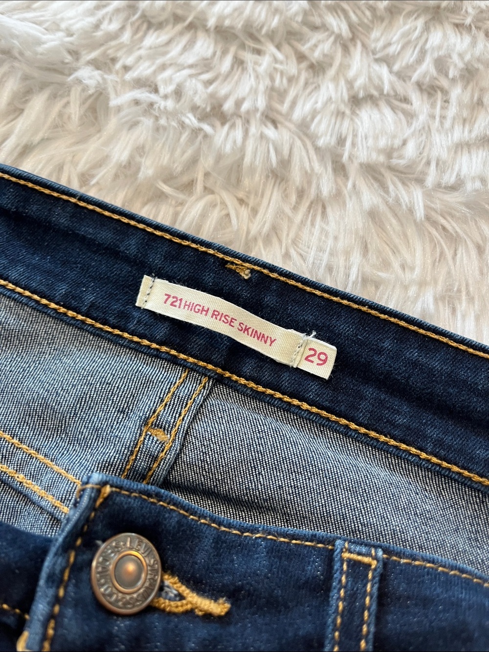 Levis 721 High Rise Skinny 29 - Picture 4 of 7